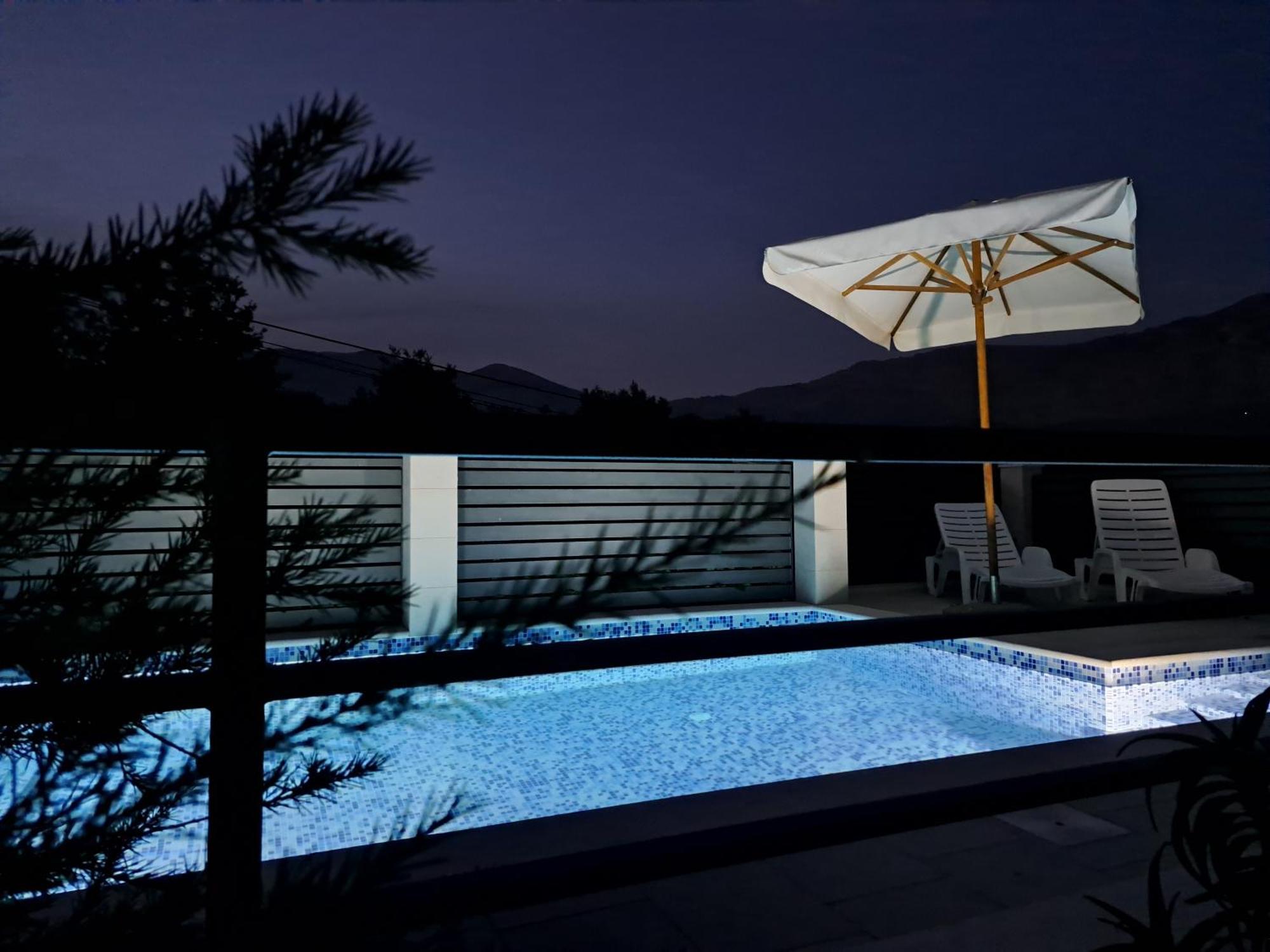 Villa "Amber" Luxury Apartments With A Pool Mlini Exterior foto